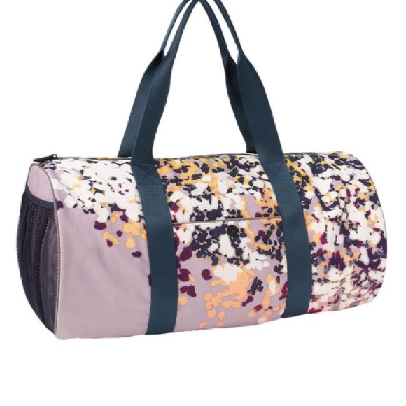 Athleta Handbags - Athleta Travel Get to Work Gym Bag Everyday Tote
